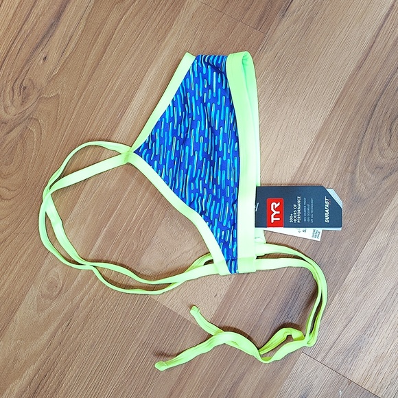 TYR Ladies Swim Top,  Ladies X-Small, Swimwear - Picture 6 of 6